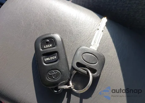 2000 Toyota Camry Le из США, поврежденный, VIN JT2BG22K9Y0433819